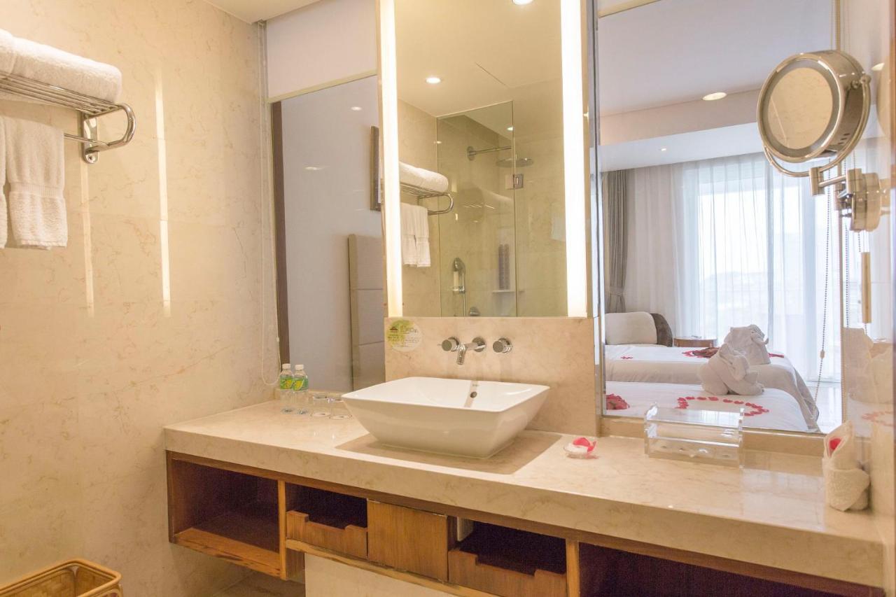 Mingshen Golf & Bay Resort Sanya Buitenkant foto